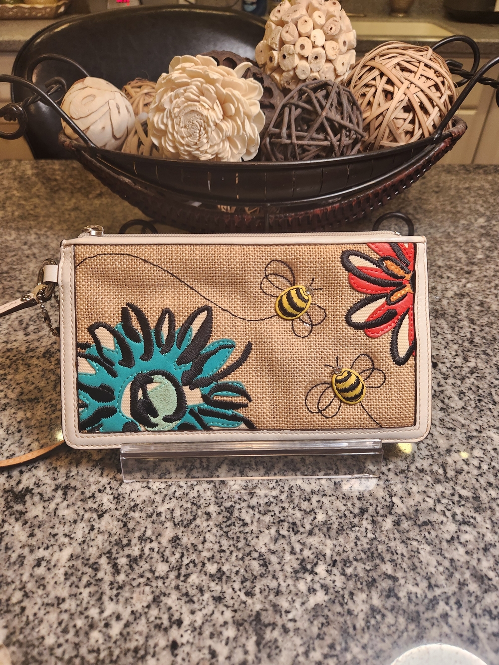 Coach Rare Vintage Y2K Straw Bumblebee & Flower Wristlet